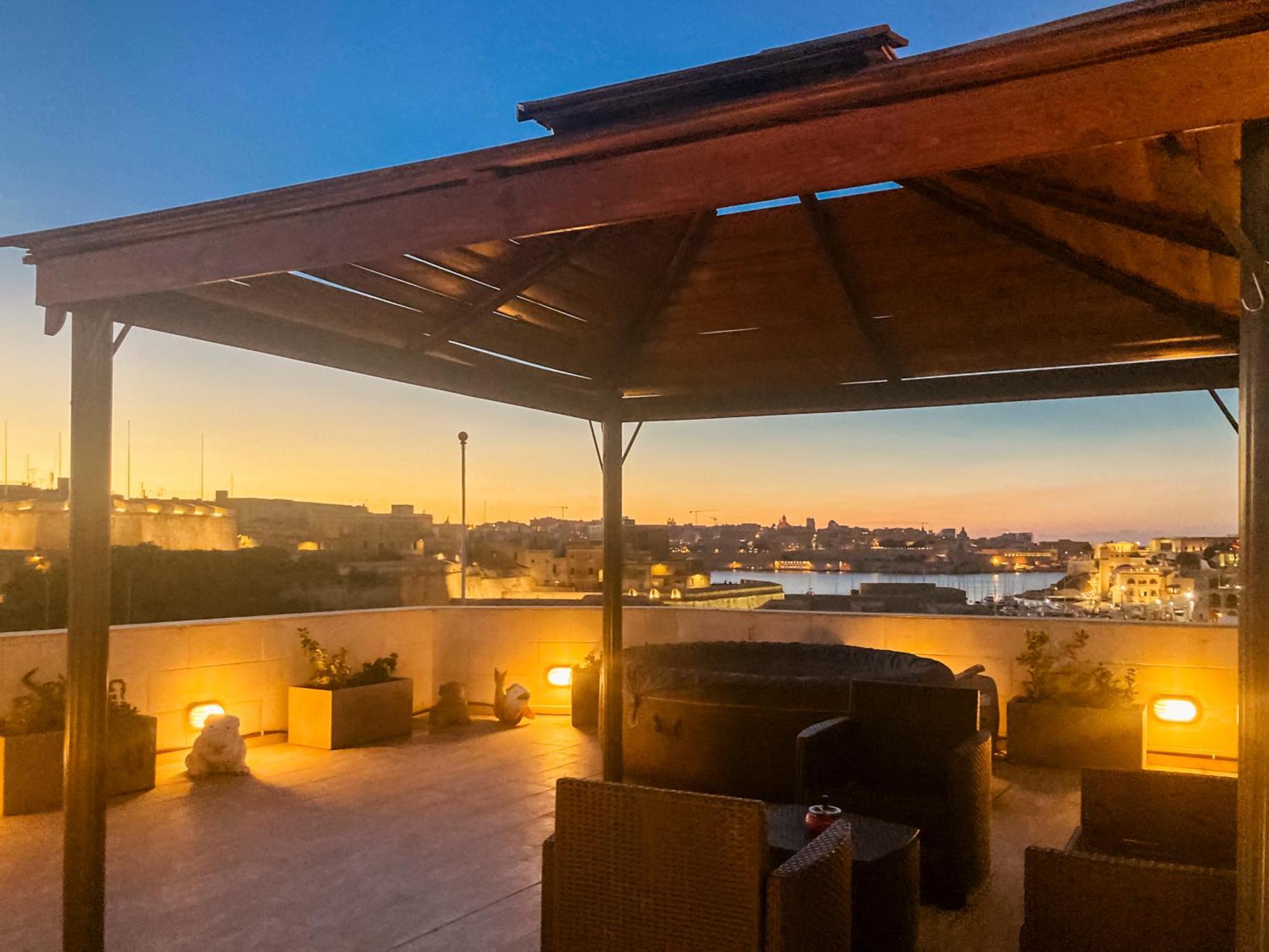 Valletta And Grand Harbour Lookout Kalkara Εξωτερικό φωτογραφία